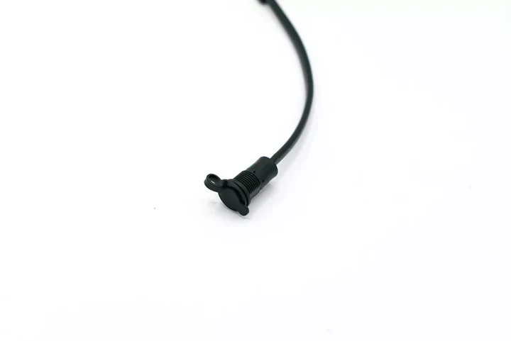 Charging port short