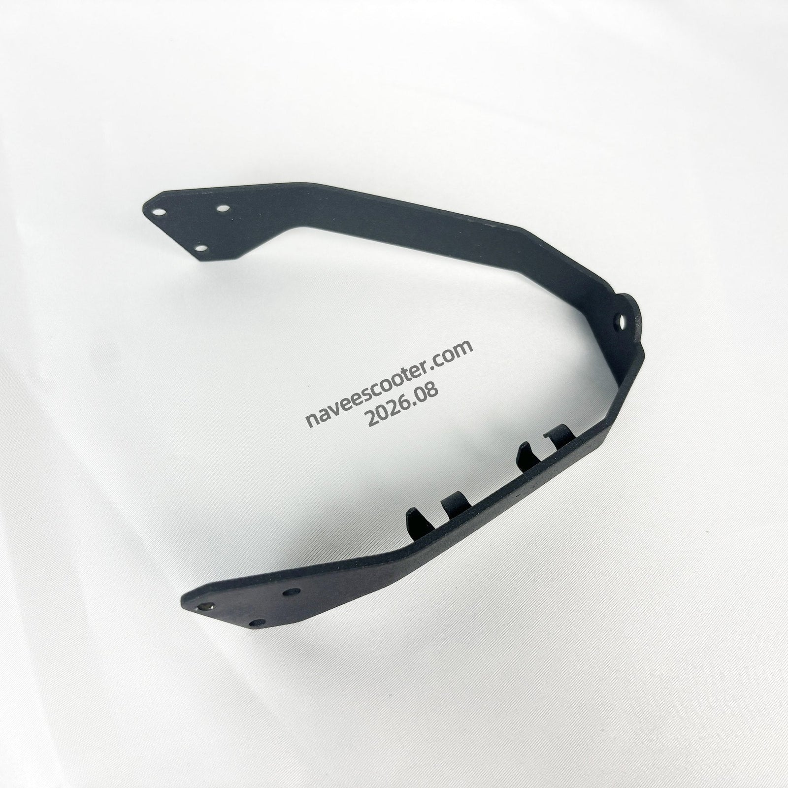 NAVEE GT3 Rear Fender Bracket Assembly 1