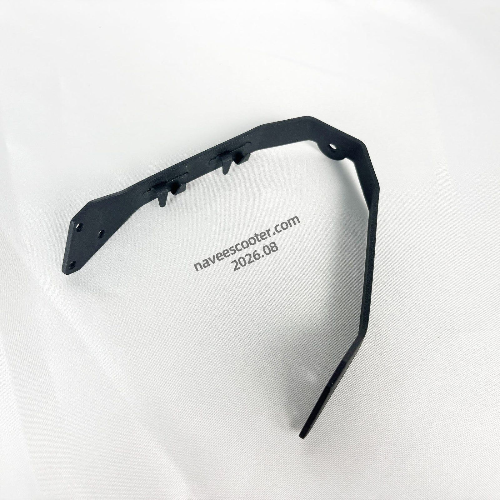 NAVEE GT3 Rear Fender Bracket Assembly 1