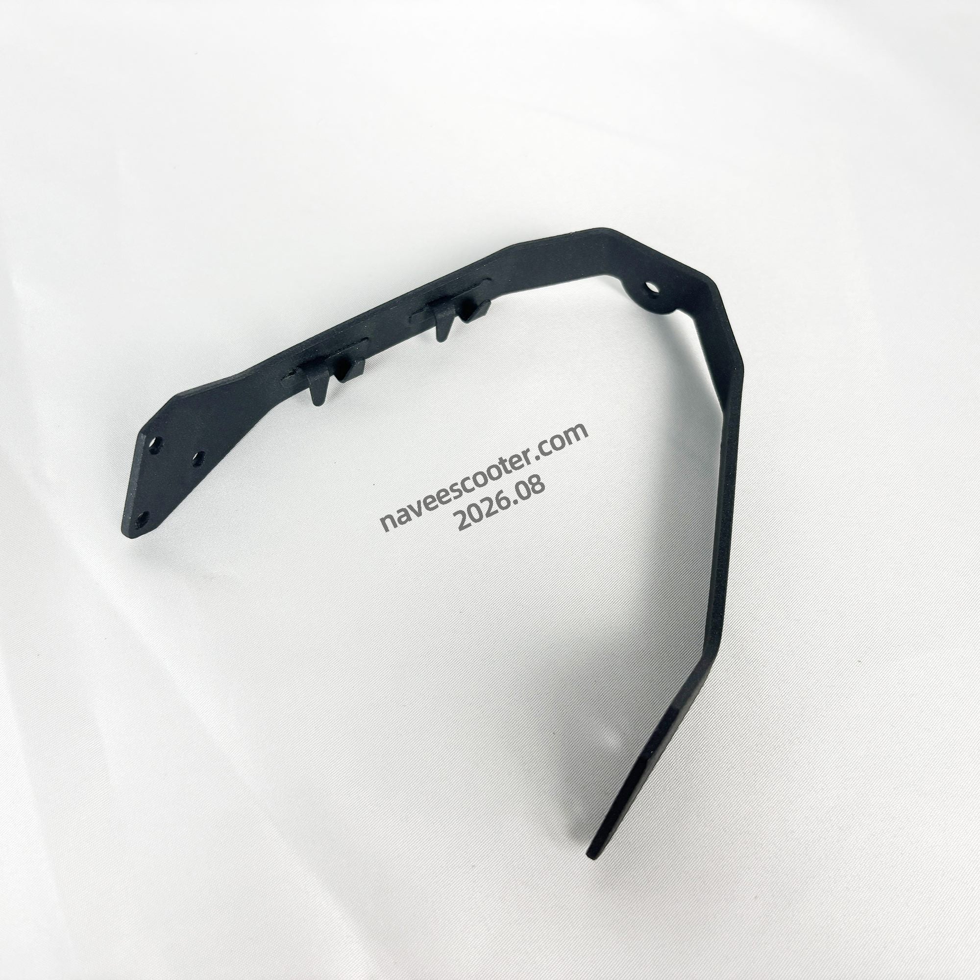 NAVEE GT3 Rear Fender Bracket Assembly 1