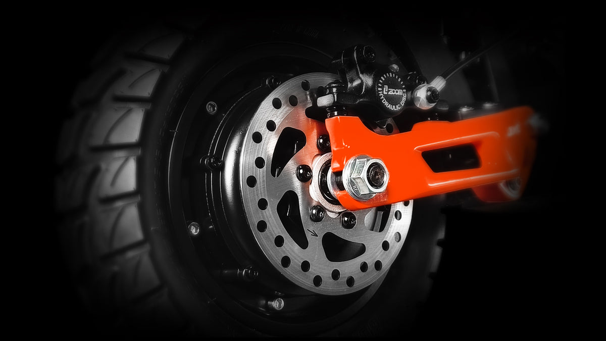 Front and Rear Hydraulic Disc Brakes